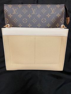 (Category: ) located in . Submitted by lvee88 (Listing ID 1286492901, Image 1). Description: .