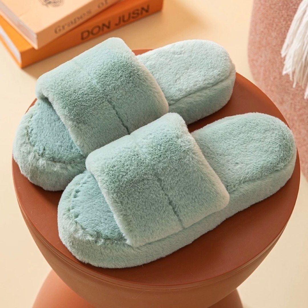Warm house hotsell slippers womens