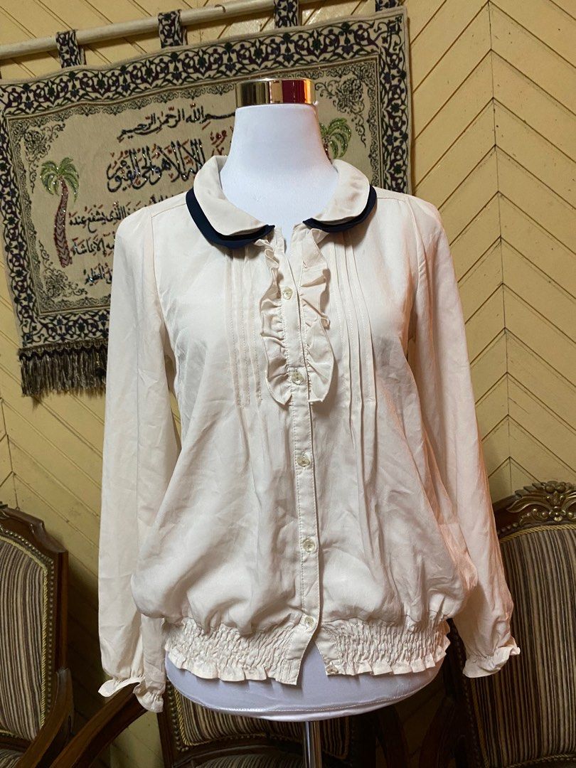 Blouse, Women's Fashion, Tops, Blouses on Carousell