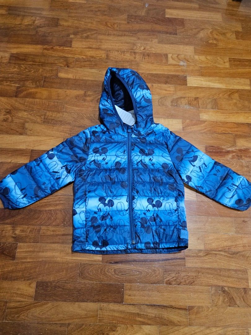 Brand New with tags Gap Primaloft Lightweight Puffer Size 4