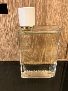 （分類：）位於 。 由 heddaz24 提交（商品編號 1286554004，圖片 1）。簡介： 。