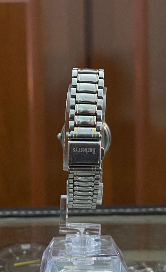 burberry o burberrys watch
