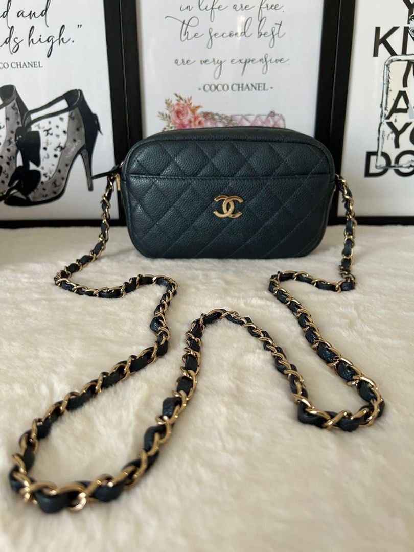 C H A N E L Camera Crossbody 18S Bag (Category: Luxury Bags & Wallets) located in Manila. Submitted by bagislifeshop (Listing ID 1286442523, Image 2). Description: ☑️Available in Pampanga ✅Series 25 ✅Condition: 9/10 ✅Material: Caviar leather ✅Colour: Iridescent blue in GHW ✅Size: 20 X 12 X 6CM ✅Inclusion: Dustbag, authenticity card, hologram sticker intact and box .
