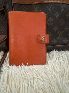 (Category: ) located in . Submitted by raila.bags (Listing ID 1286408322, Image 1). Description: .