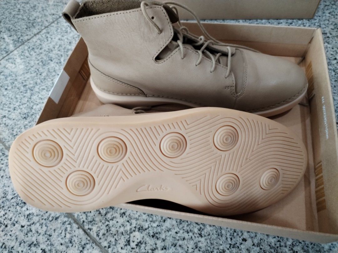 Clarks hale rise mens boots new arrivals