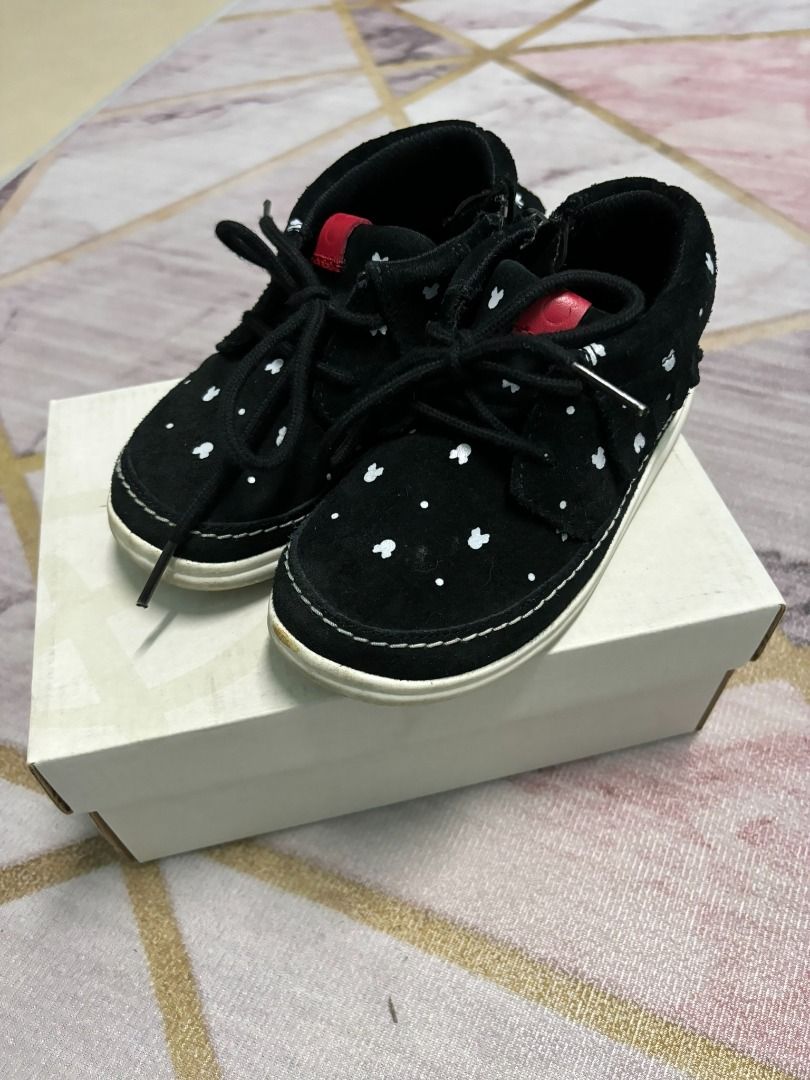 Minnie mouse online clarks shoes