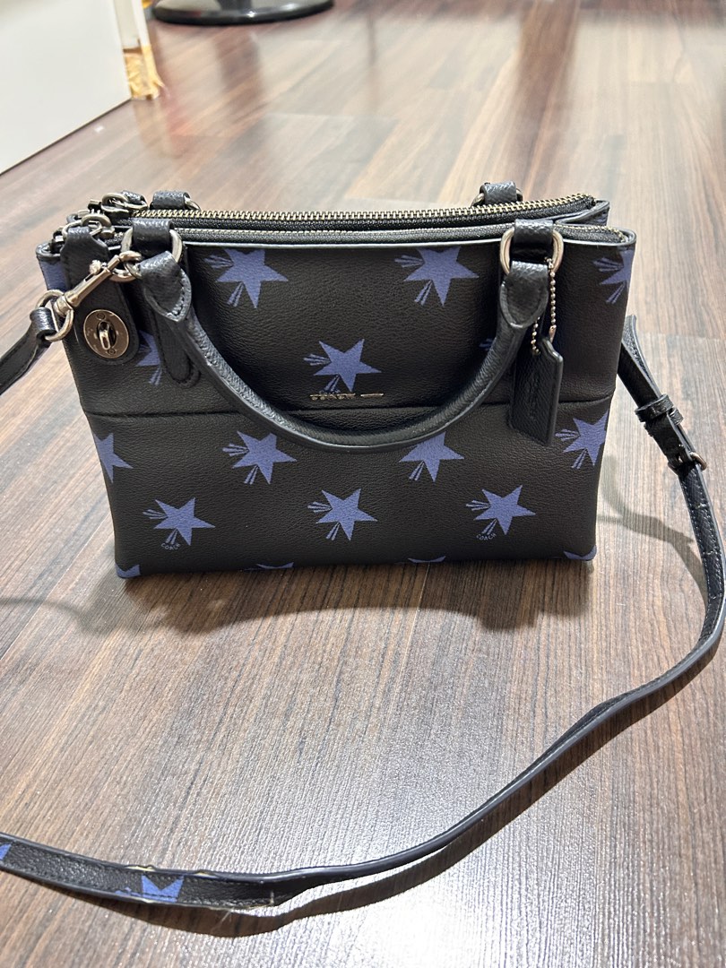 Star coach 2025 purse