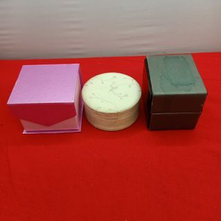D79 small storage box from the UK for 95 each