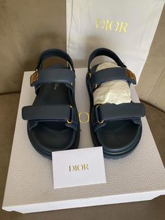 Dioract sandals size 5