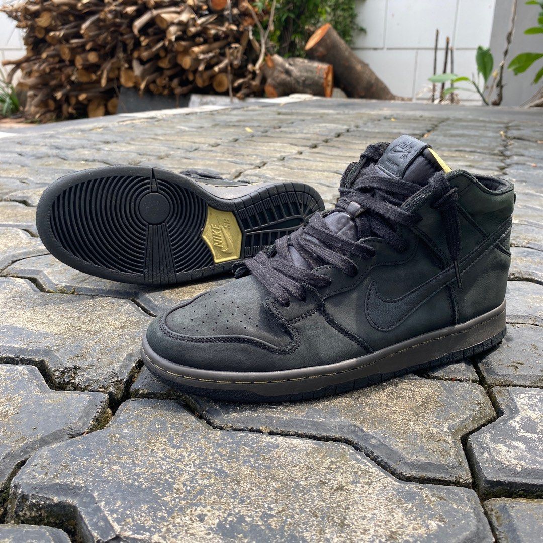 Dr martens sale nike