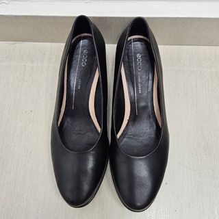 Ecco 37 outlet
