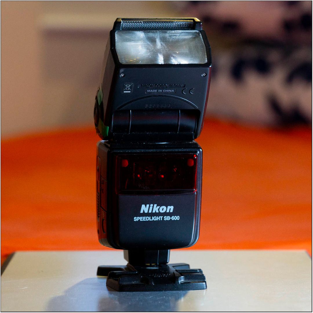 FS: Original Nikon SB-600 AF Speedlight (Category: Flashes) located in Paranaque City. Submitted by jace.themerchant (Listing ID 1286498442, Image 1). Description: FS: Original Nikon SB-600 AF Speedlight RFS: Not Used. Shifted to Sony I bought this very long time ago. I can't recall when. 5+ years ago Issues: - No Diffusers - The 'Push' Rubber needs to be re-attached. That's why it's being held by 4 green stickers - Visible Battle Scars on the wh