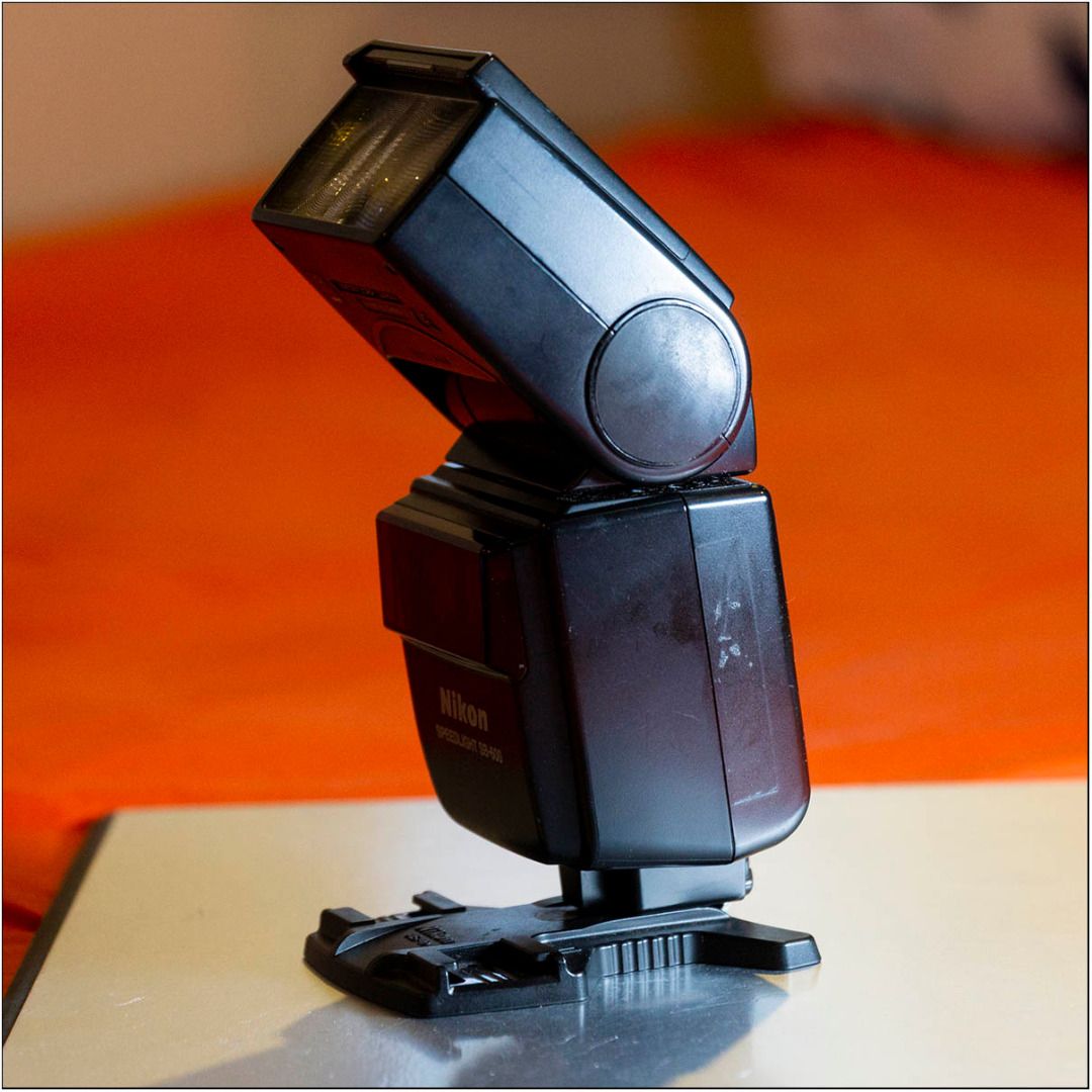 FS: Original Nikon SB-600 AF Speedlight (Category: Flashes) located in Paranaque City. Submitted by jace.themerchant (Listing ID 1286498442, Image 2). Description: FS: Original Nikon SB-600 AF Speedlight RFS: Not Used. Shifted to Sony I bought this very long time ago. I can't recall when. 5+ years ago Issues: - No Diffusers - The 'Push' Rubber needs to be re-attached. That's why it's being held by 4 green stickers - Visible Battle Scars on the wh