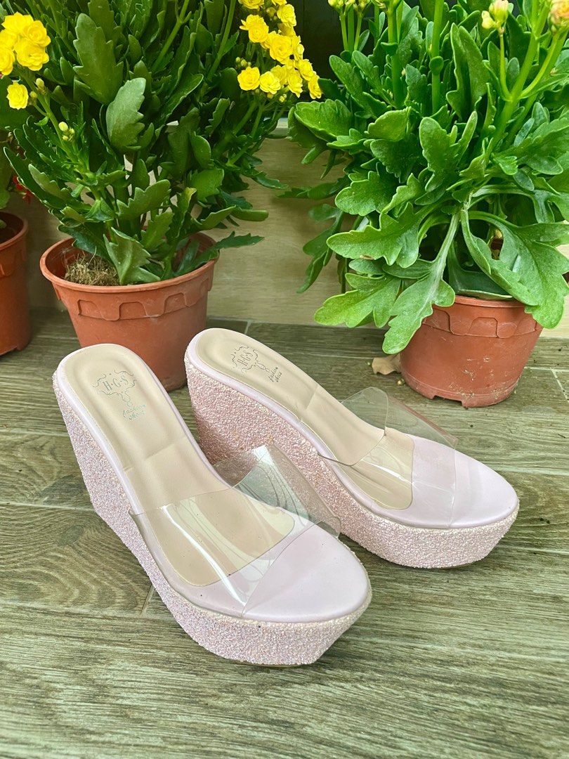 Wedge discount heels platform