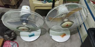 Two Hanabishi Desk Fan