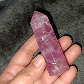 HIGH QUALITY PINK FLOURITE  TOWER WITH MANY RAINBOWS & MINERALS INSIDE NATURAL STONE CRYSTAL