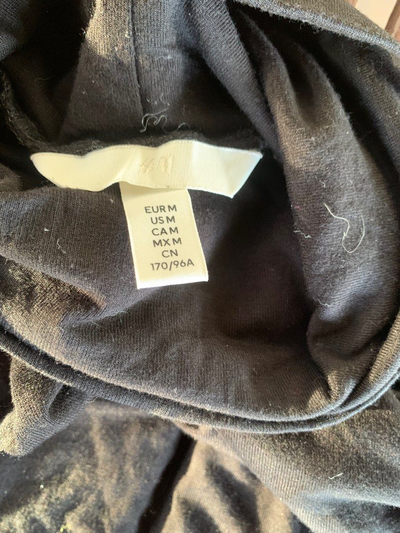 HM Womens Black dress turtleneck (Category: Dresses) located in Bacolod City. Submitted by tarl01 (Listing ID 1286495161, Image 2). Description: HM Womens Dress Turtleneck Medium on tag Good condition DM me 📩.