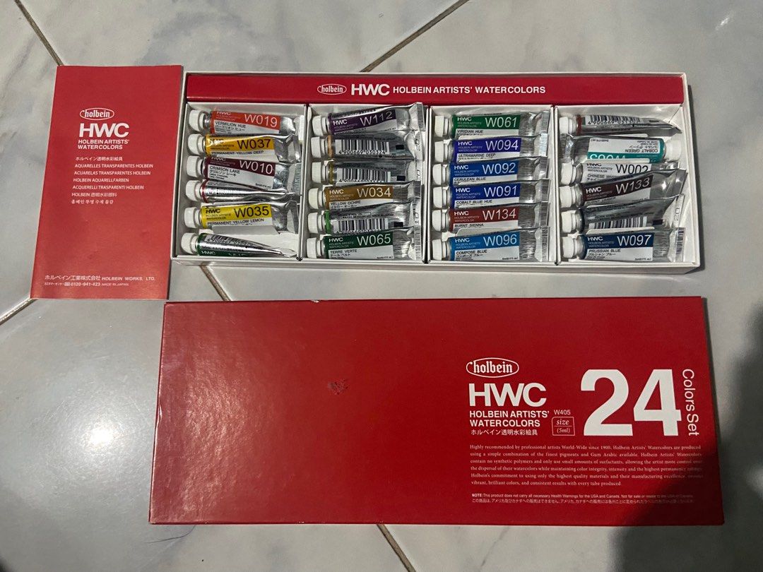 Holbein watercolor 24, Hobbies & Toys, Stationary & Craft, Art & Prints