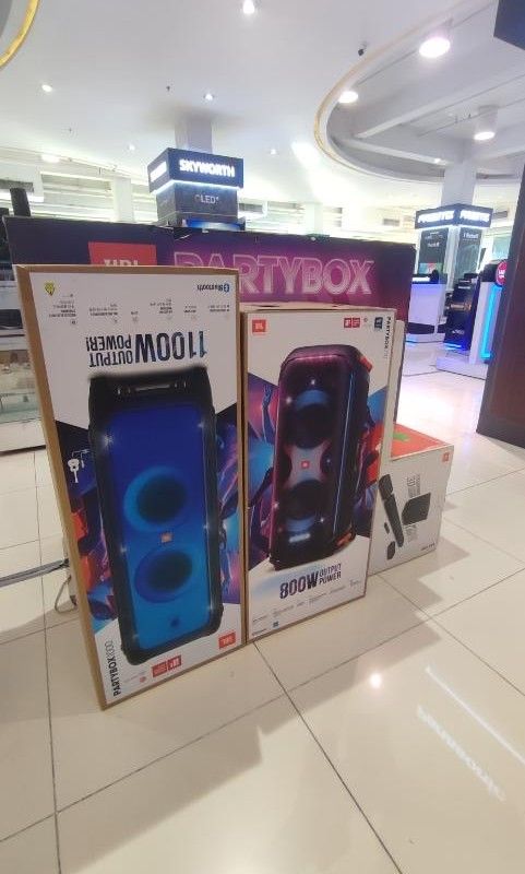 JBL PARTY BOX AND SOUND BAR (Category: Soundbars, Speakers & Amplifiers) located in Quezon City. Submitted by maryann.dimalanta (Listing ID 1286529102, Image 2). Description: JBL PARTY BOX AND SOUND BAR SPEAKER Partybox Partybox110 SRP 20,999 Cash 16,400 Partybox310 SRP 29,999 Cash 23,000 PARTYBOX ON THE GO SRP 21,999 Cash 17,200 PARTYBOX710 SRP 39,999 Cash 30,600 PARTYBOX ENCORE SRP 22,999 Cash 17,700 PARTYBOX ENCORE ESSENTIAL SRP 16,999 Cash 13