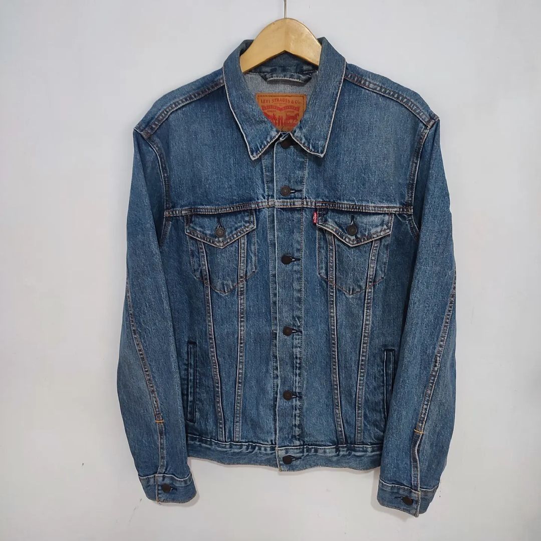 Levi s Mugito Trucker Jacket 72334 0321 Fesyen Pria Pakaian