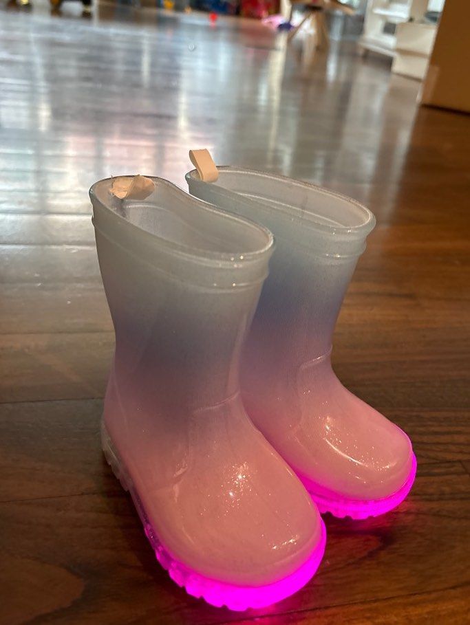 Light Up Boots Babies Kids Babies Kids Fashion on Carousell