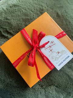 （分類：）位於 。 由 prelovedstuffforsell 提交（商品編號 1286476100，圖片 1）。簡介： 。