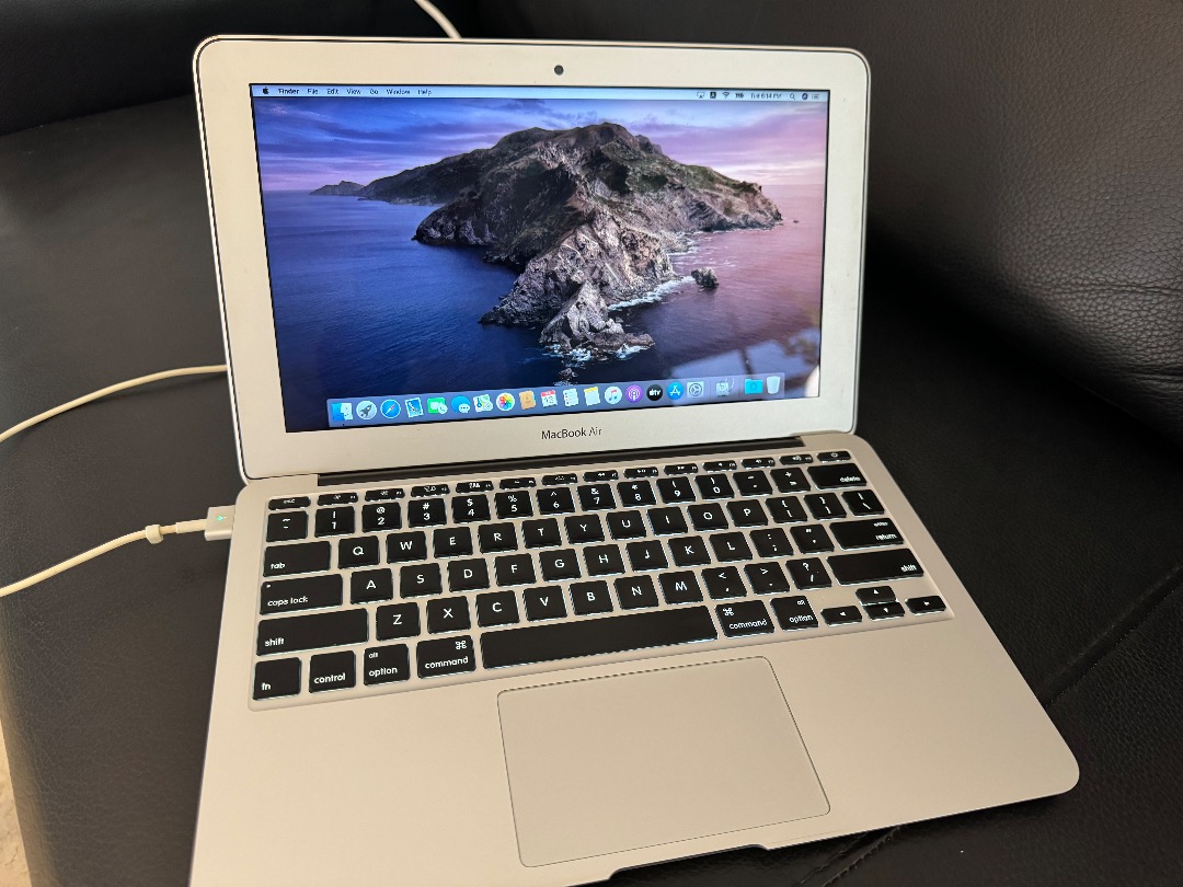 Macbook air discount 11 inch 8gb