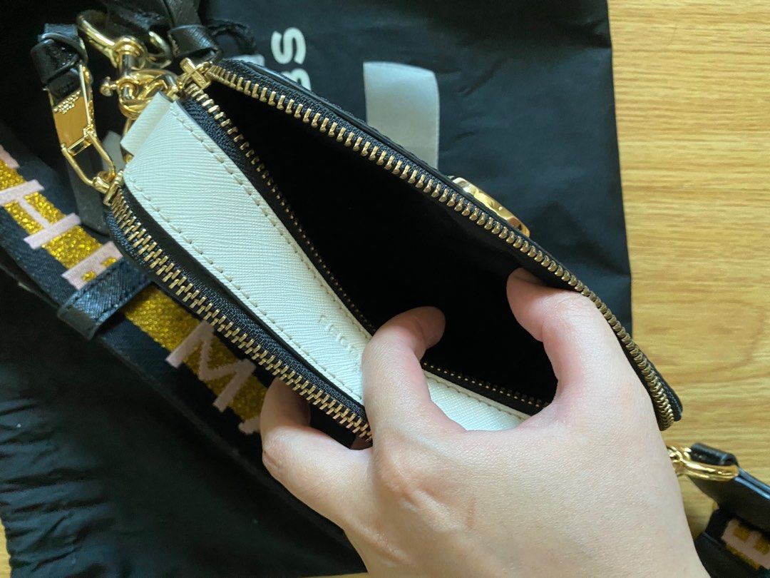 Marc Jacobs The Snapshot (New Black Multi) With Original Receipt & Tag (Category: Luxury Bags & Wallets) located in Pasig City. Submitted by joeethangs (Listing ID 1286426608, Image 3). Description: RFS: Only used twice. Just in storage. Comes with original receipt. Bought this from the Marc Jacobs store in Greenbelt for ₱25,000..