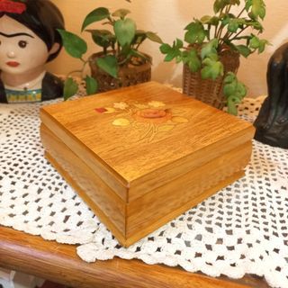 Vintage Mele wooden jewelry box