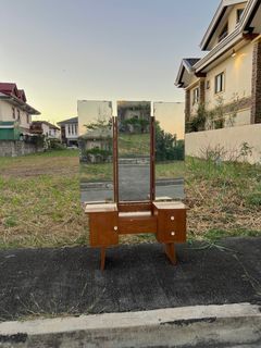 Mid Century Modern Wooden Dresser (Tri Fold Mirror)