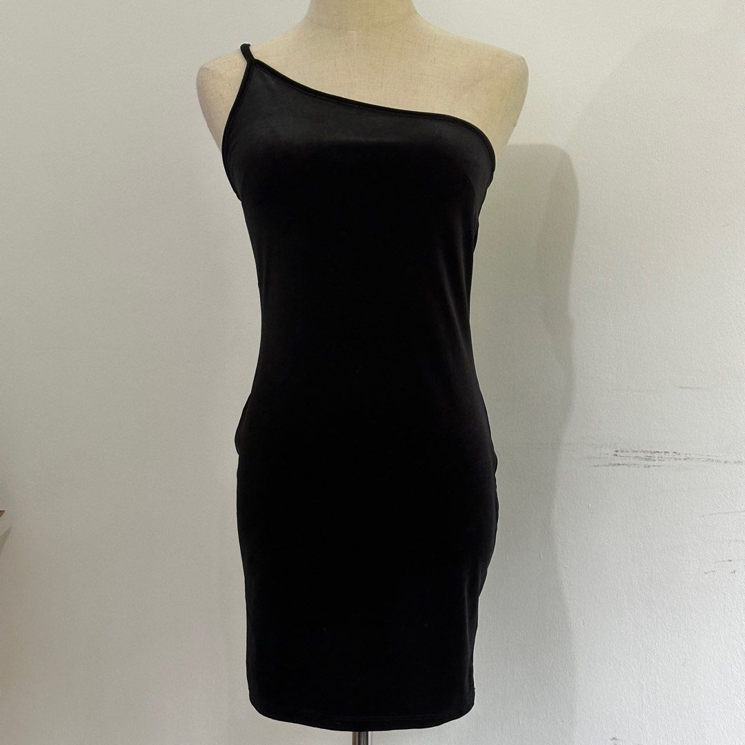 MISS SELFRIDGE One Shoulder Velvet Dress