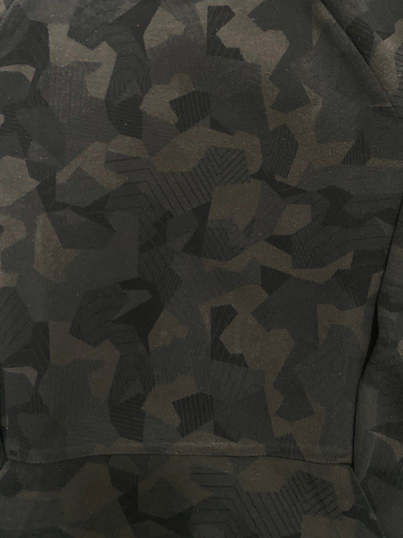 Nike store army sweatshirt