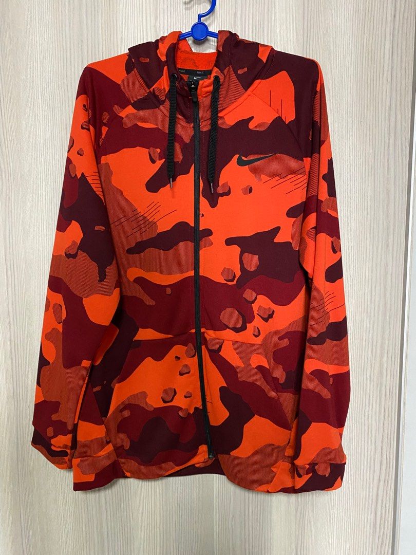 Red camo top hoodie nike