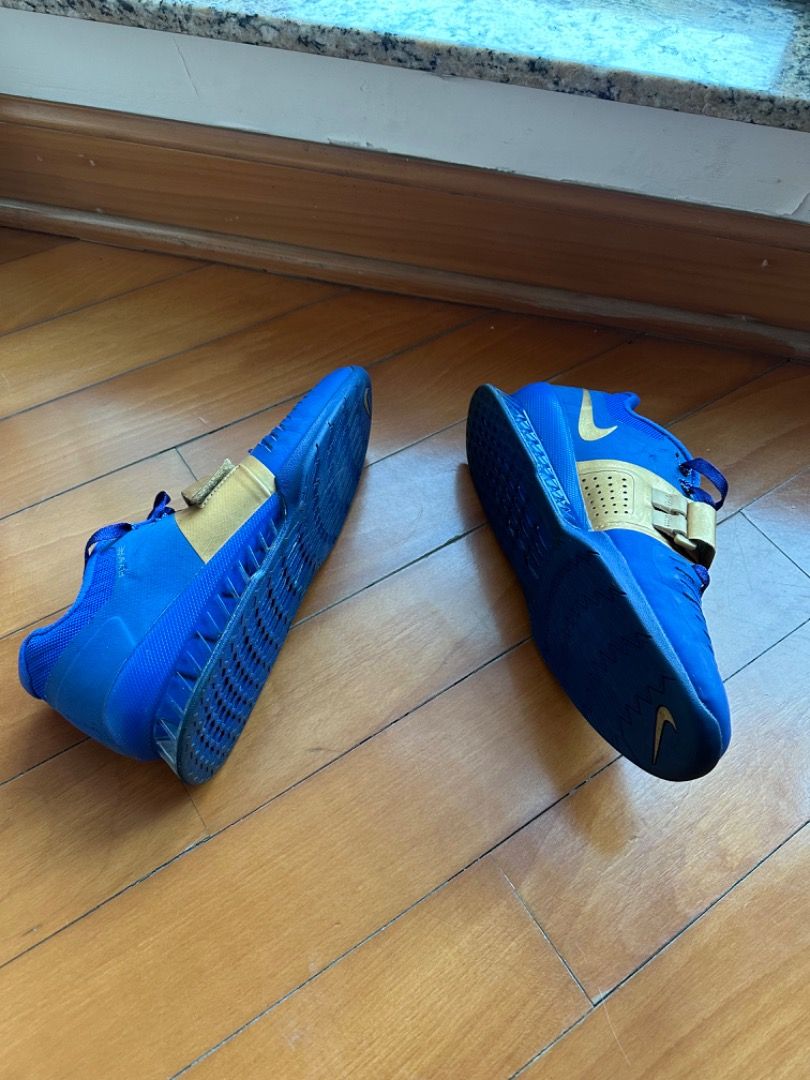 Nike romaleos 3 royal reign top