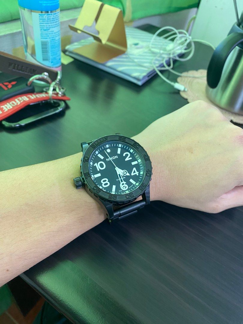 Nixon titanium 2025