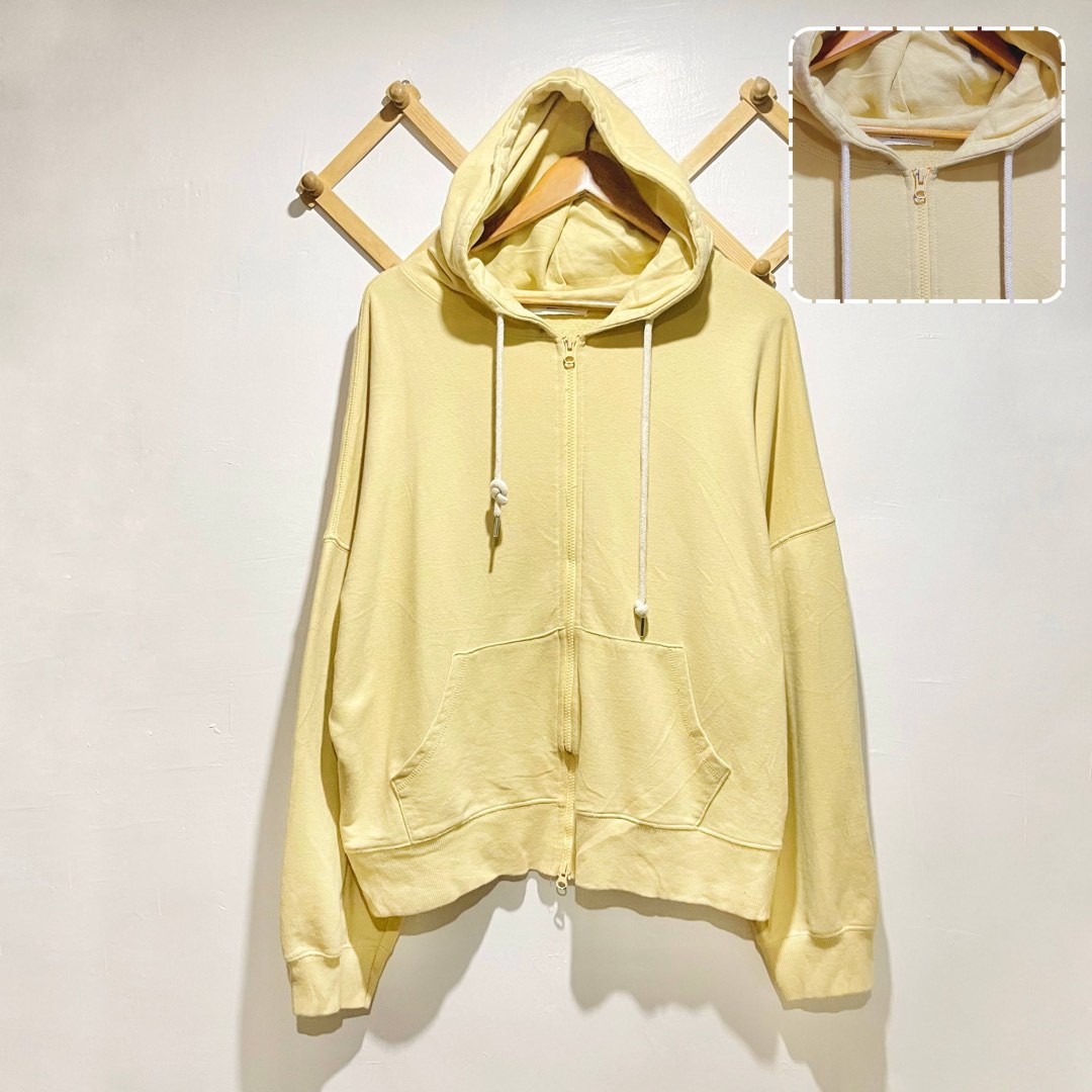 Pastel yellow zip up hoodie online
