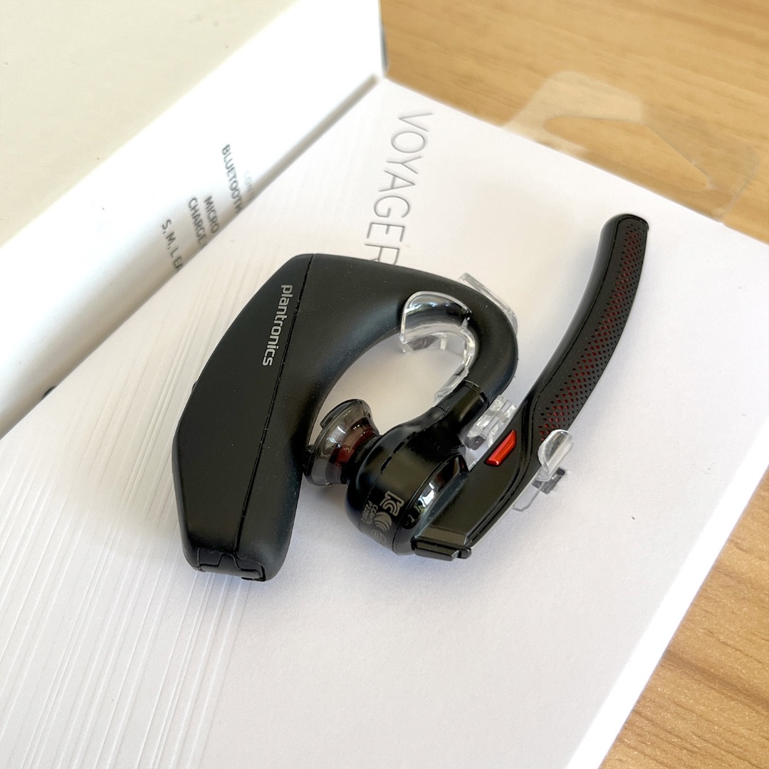 Plantronics Voyager 5200 Poly Noise Cancelling Bluetooth Earpiece