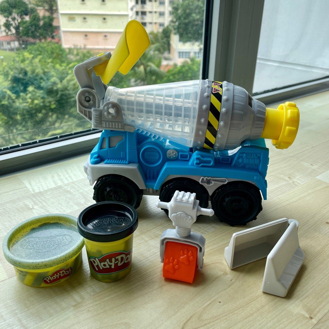 Play doh cement mixer truck top
