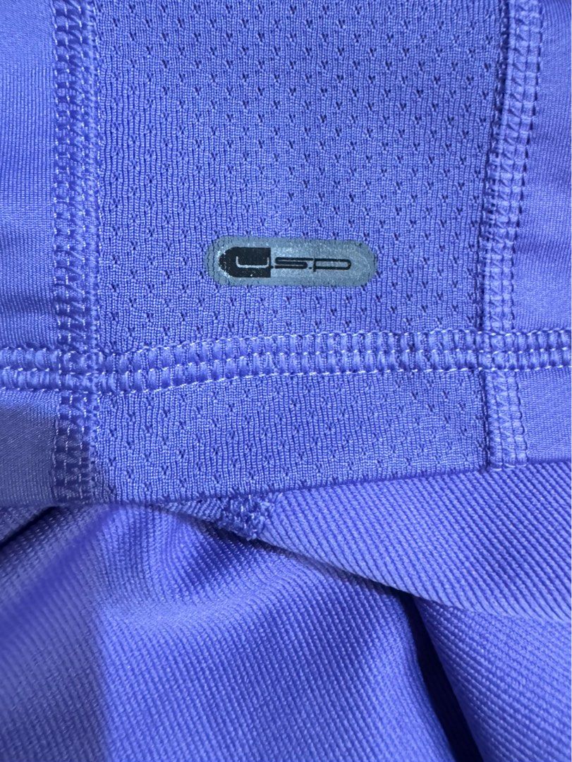 Puma rain jacket (Category: Activewear) located in Paranaque City. Submitted by clothestohave (Listing ID 1286495755, Image 3). Description: 💎Puma waterproof hiking half zip rain jackets 🌟good condition 🌟small zip on the left arm broken but not noticeable 🌟Medium on tag ✅Please take time to read✅ ✴️ NO JOY RESERVERS‼️ Please do not buy if you don’t have the money or time to Pay. Please respect sellers time and effort. ✴️ Scheduled shipping, N