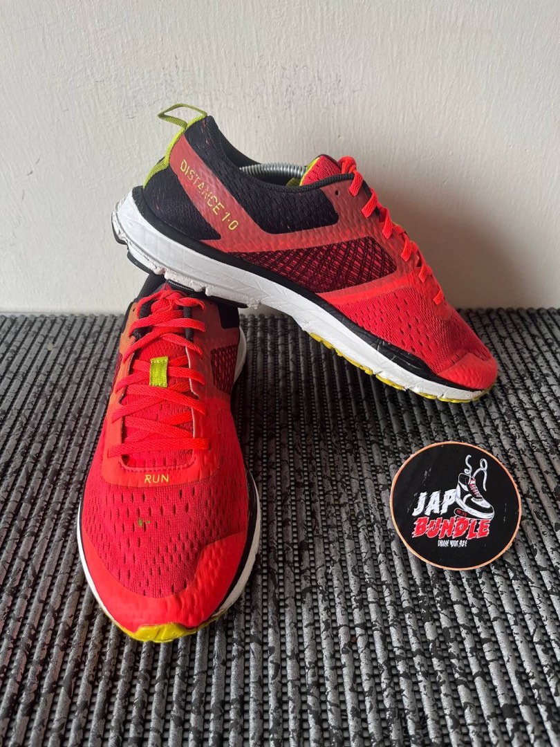 Reebok one distance hotsell