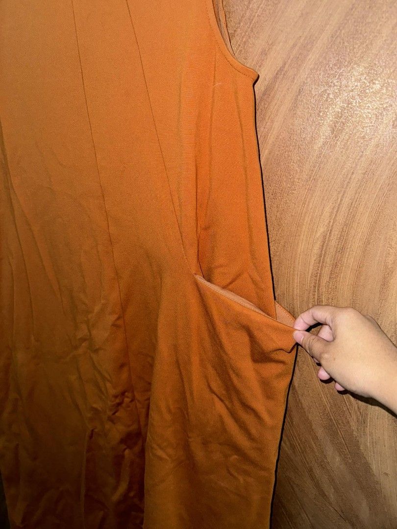 Rust Midi Dress (with pocket) (Category: Dresses) located in Pasig City. Submitted by itsrubyred (Listing ID 1286481438, Image 2). Description: .