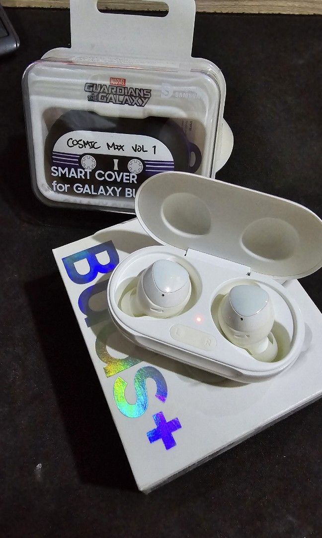 Samsung galaxy store buds plus fake