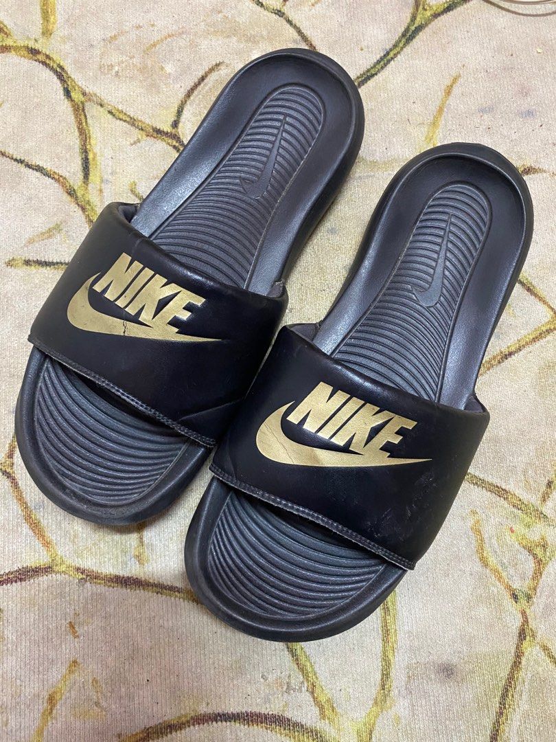 Selipar Nike Slip on Sauk Original Men s Fashion Footwear