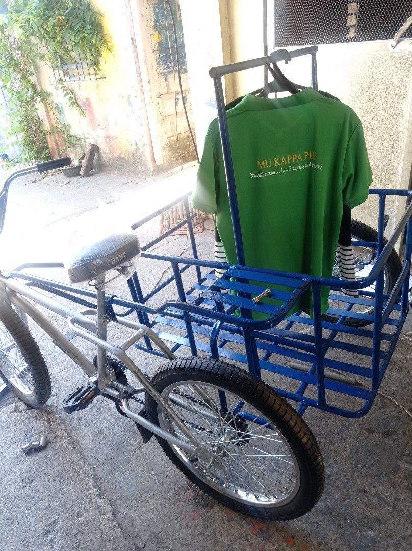 sidecar with bike (Category: Bicycles) located in Manila. Submitted by fastmountain_dfe013 (Listing ID 1286506643, Image 2). Description: brand new sidecar with steel bike,heavy duty, size 36inch lenght 24inch width,17height, 1/2GI pipe,flatbar 3/16x1 tire size 20x2.125 Jumbo 7600 last price sa walang hanger,. pm sa sure buyer.
