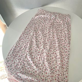 (Category: ) located in . Submitted by eyn.wears (Listing ID 1286462072, Image 1). Description: .