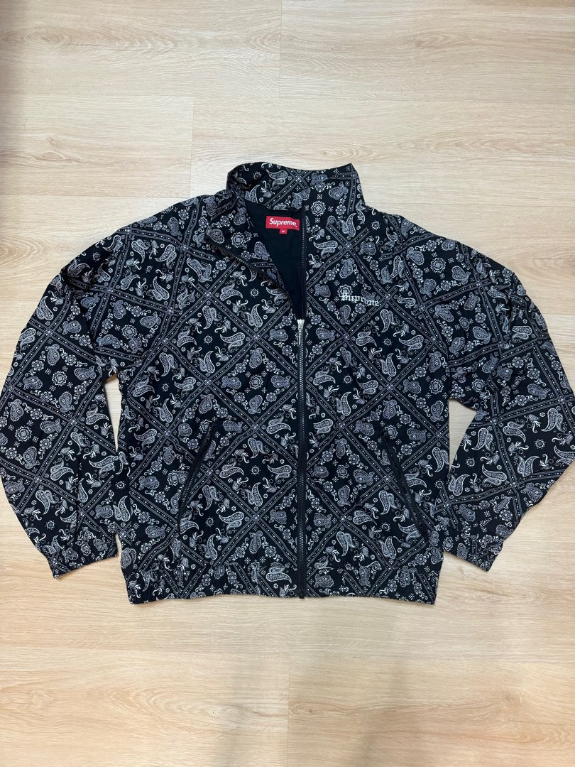 Supreme bandana track jacket, 名牌, 服裝- Carousell