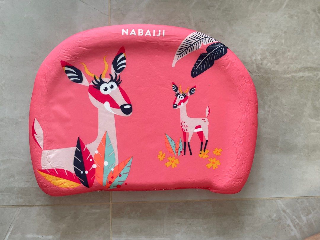 Swimming float (Category: Bathtub & Bath Accessories) located in Singapore. Submitted by yummyrummy (Listing ID 1286477975, Image 1). Description: Decathlon.