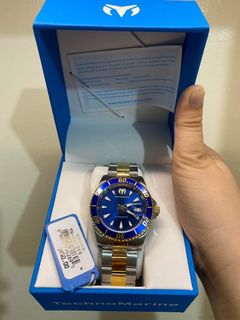 (Category: ) located in . Submitted by mjmbagsandwatches (Listing ID 1286468264, Image 1). Description: .