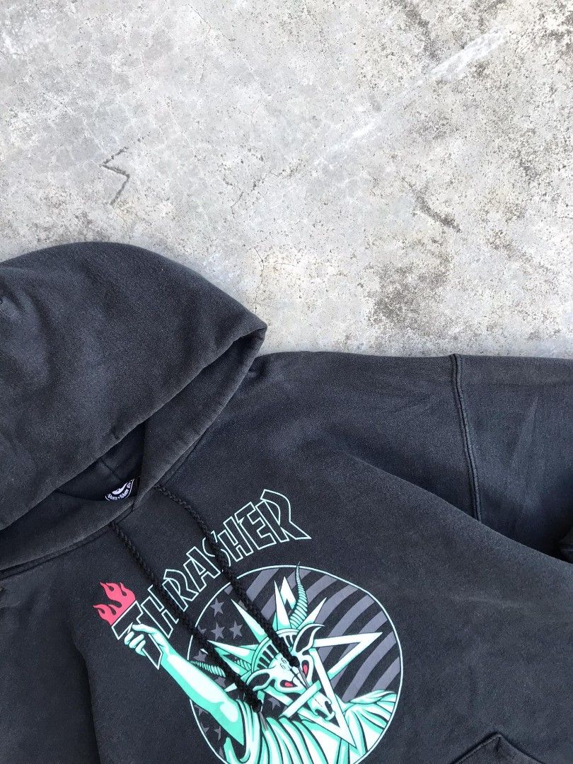 Thrasher hoodie statue of liberty clearance