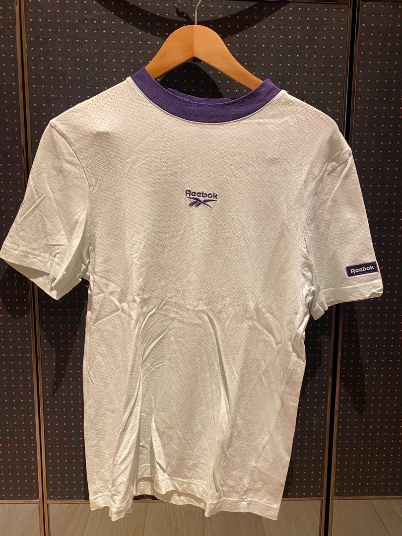 Vintage Y2K Reebok T shirt T shirt Carousell